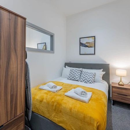 Modern 1 Bedroom Apartment In Dudley Brierley Hill Ngoại thất bức ảnh